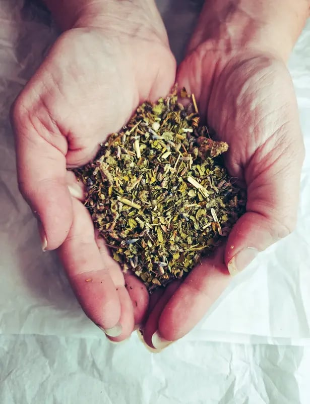 Restful Mind: Herbal Tea Blend for Nighttime Overthinkers (Caffeine-Free) Organic Herbal Traditional Loose Leaf Tea for Mental Relaxation, Rest, & Respiratory Support with Passionflower, Skullcap, Lavender, Mullein